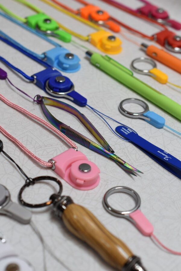 SARIDITTY Crafter's Notion Necklace - Image 5
