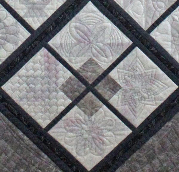 Queens Crown Quilt Designs Pattern - by Donna McCauley